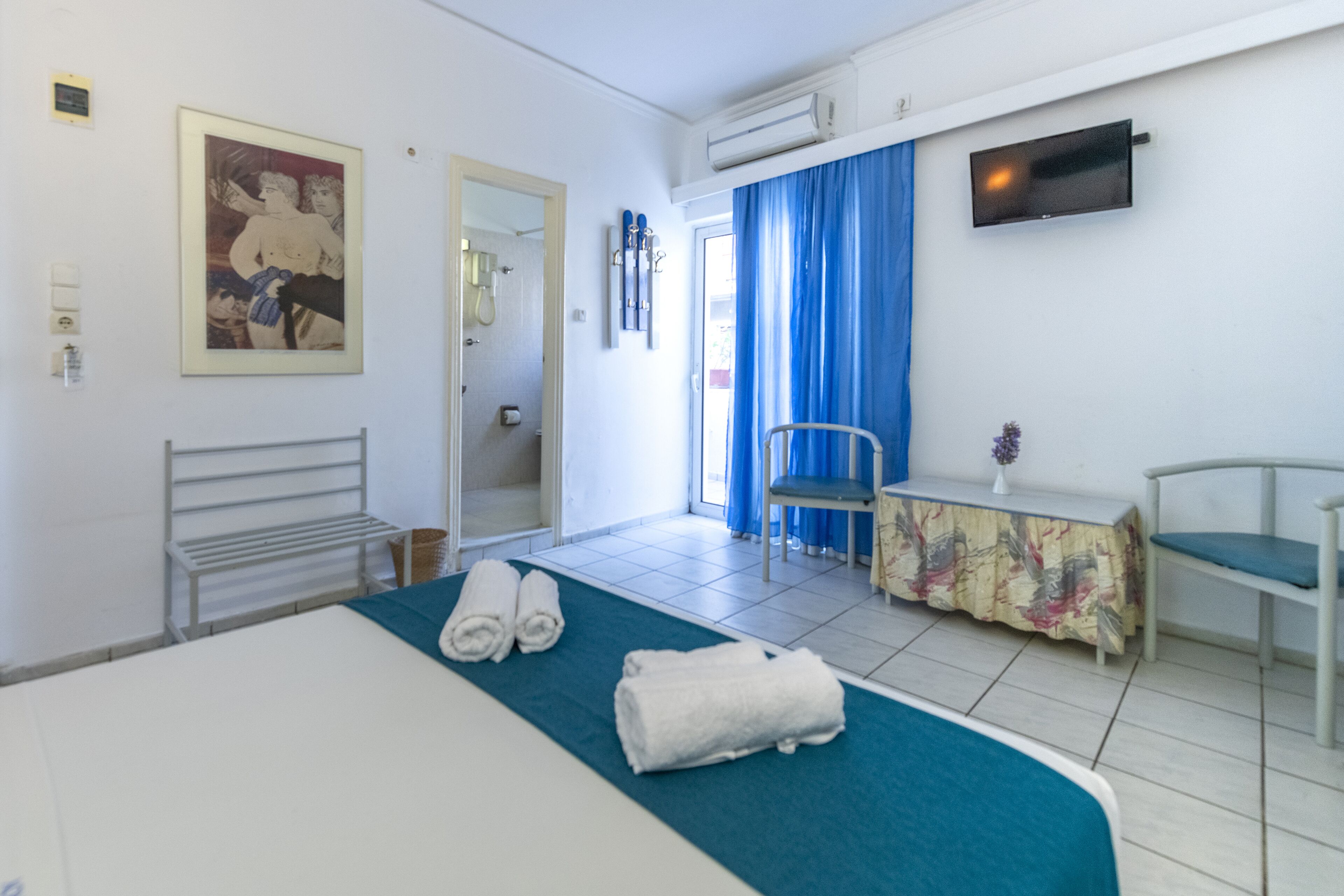 Roy Hotel