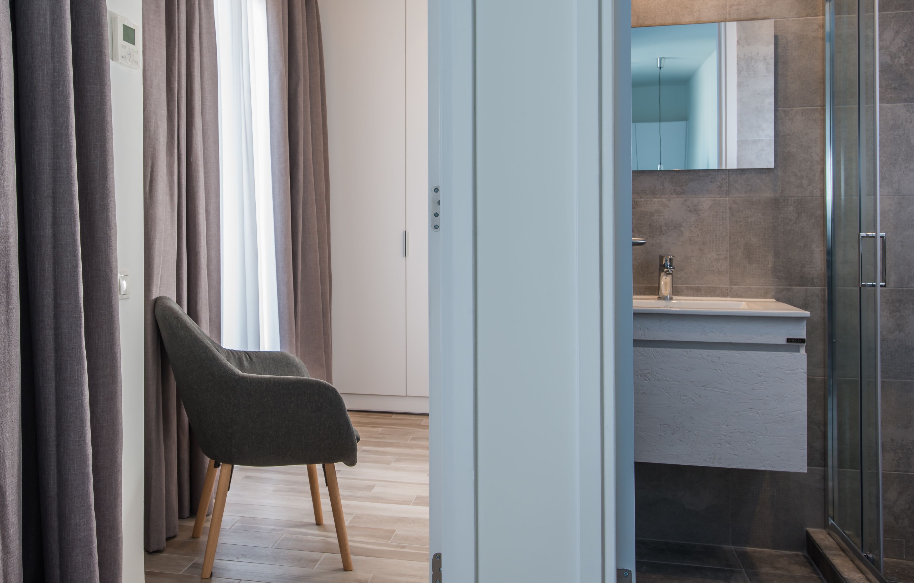 SpotApart Residences