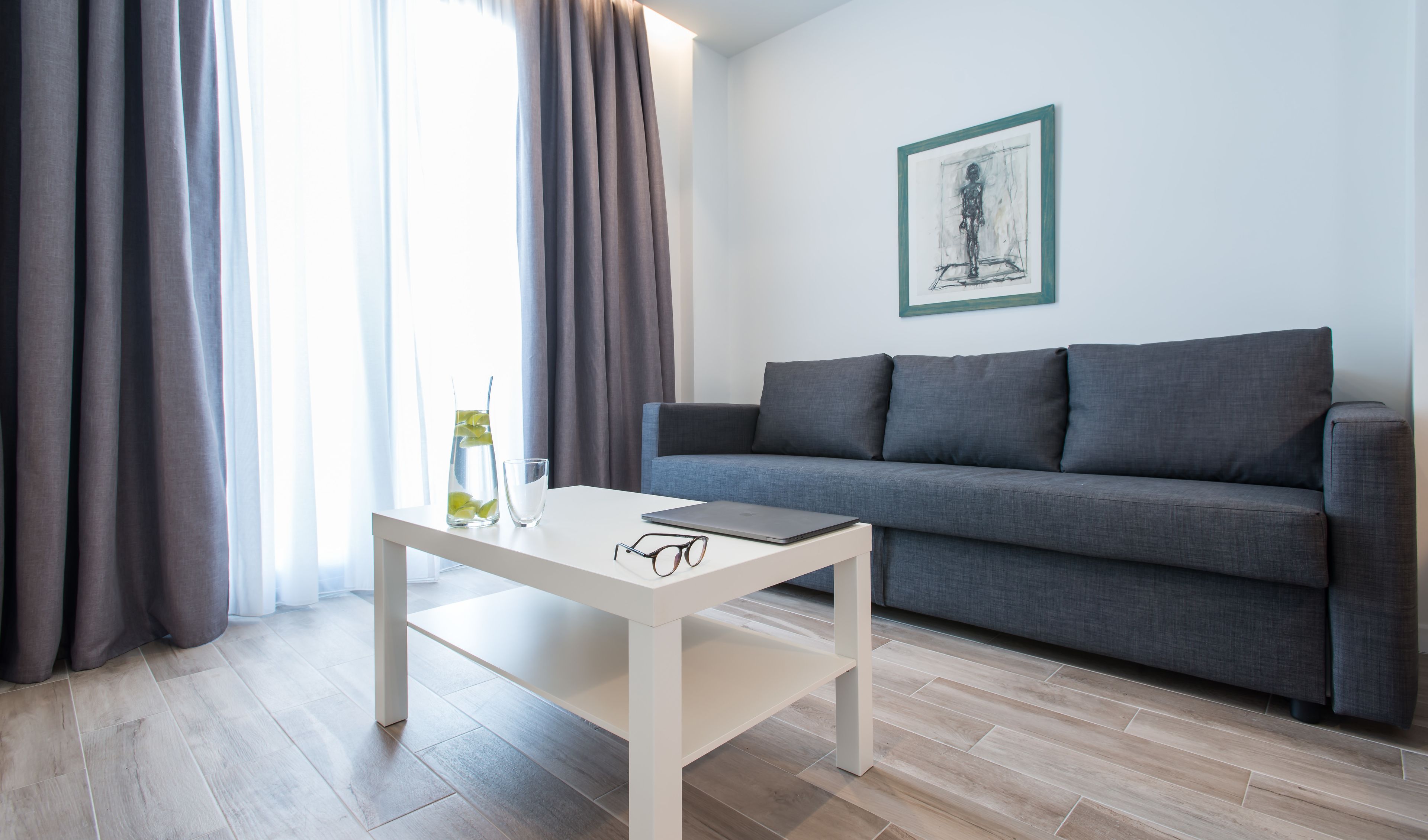 SpotApart Residences