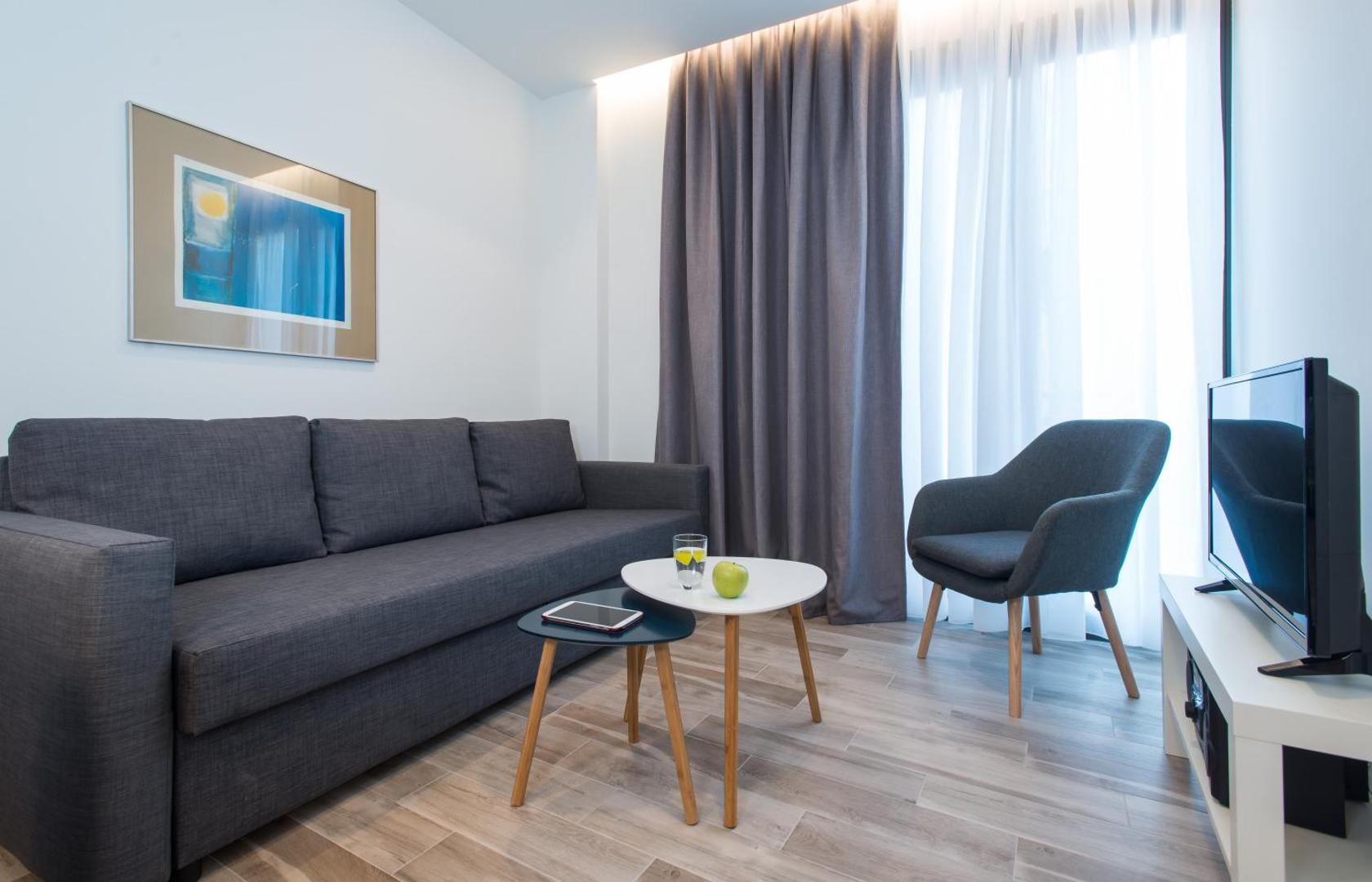SpotApart Residences