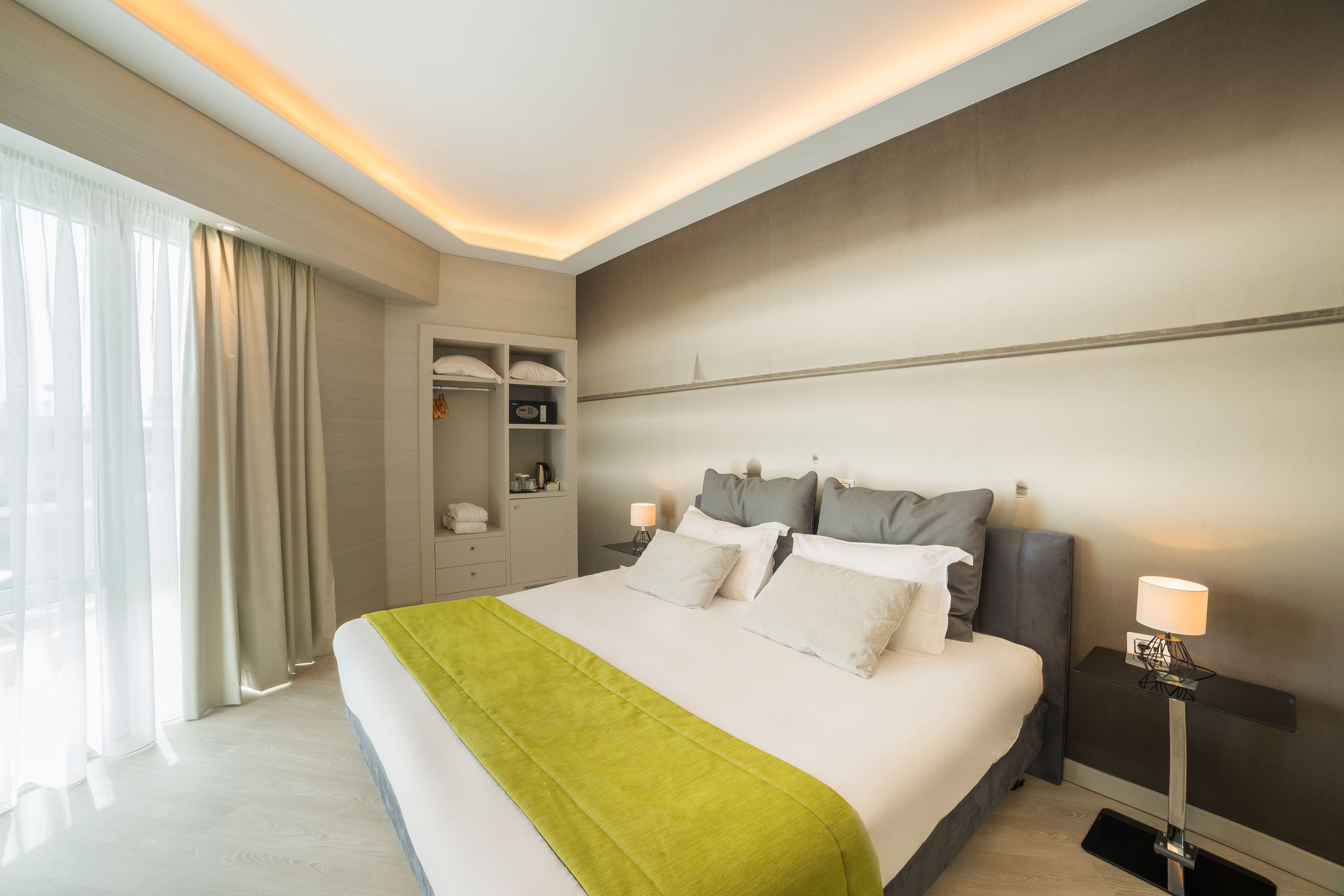 St. George Lycabettus Lifestyle Hotel
