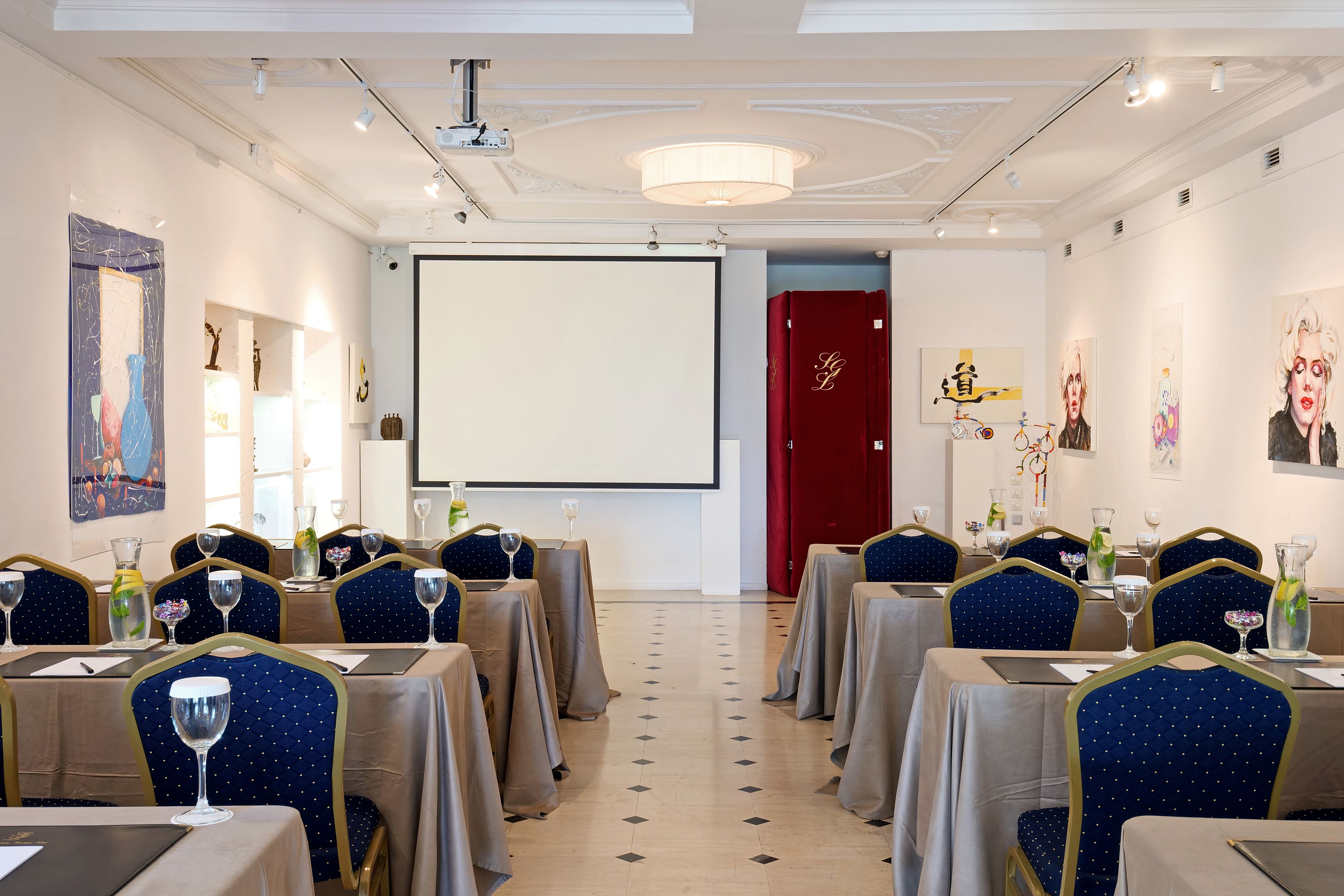 St. George Lycabettus Lifestyle Hotel