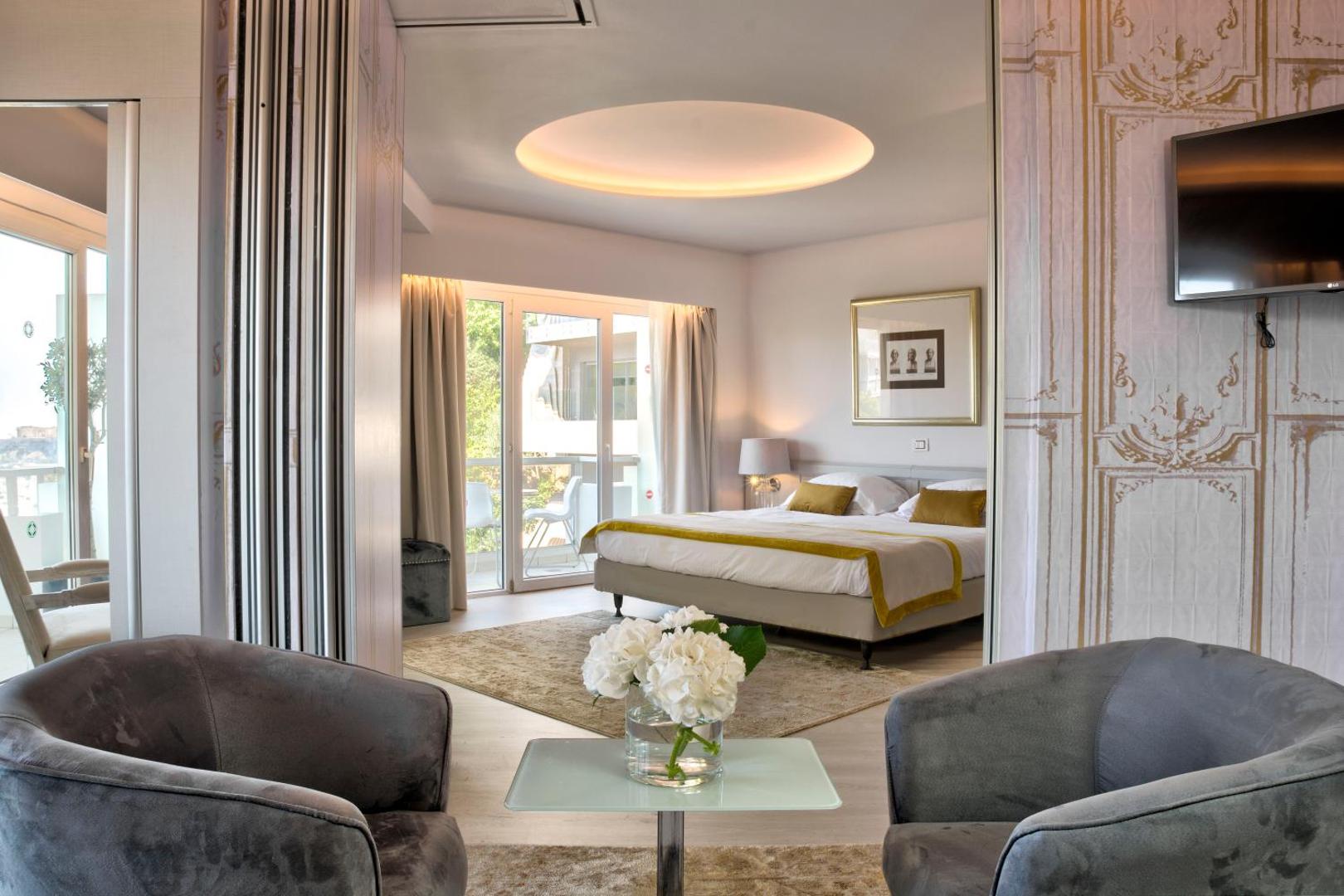 St. George Lycabettus Lifestyle Hotel
