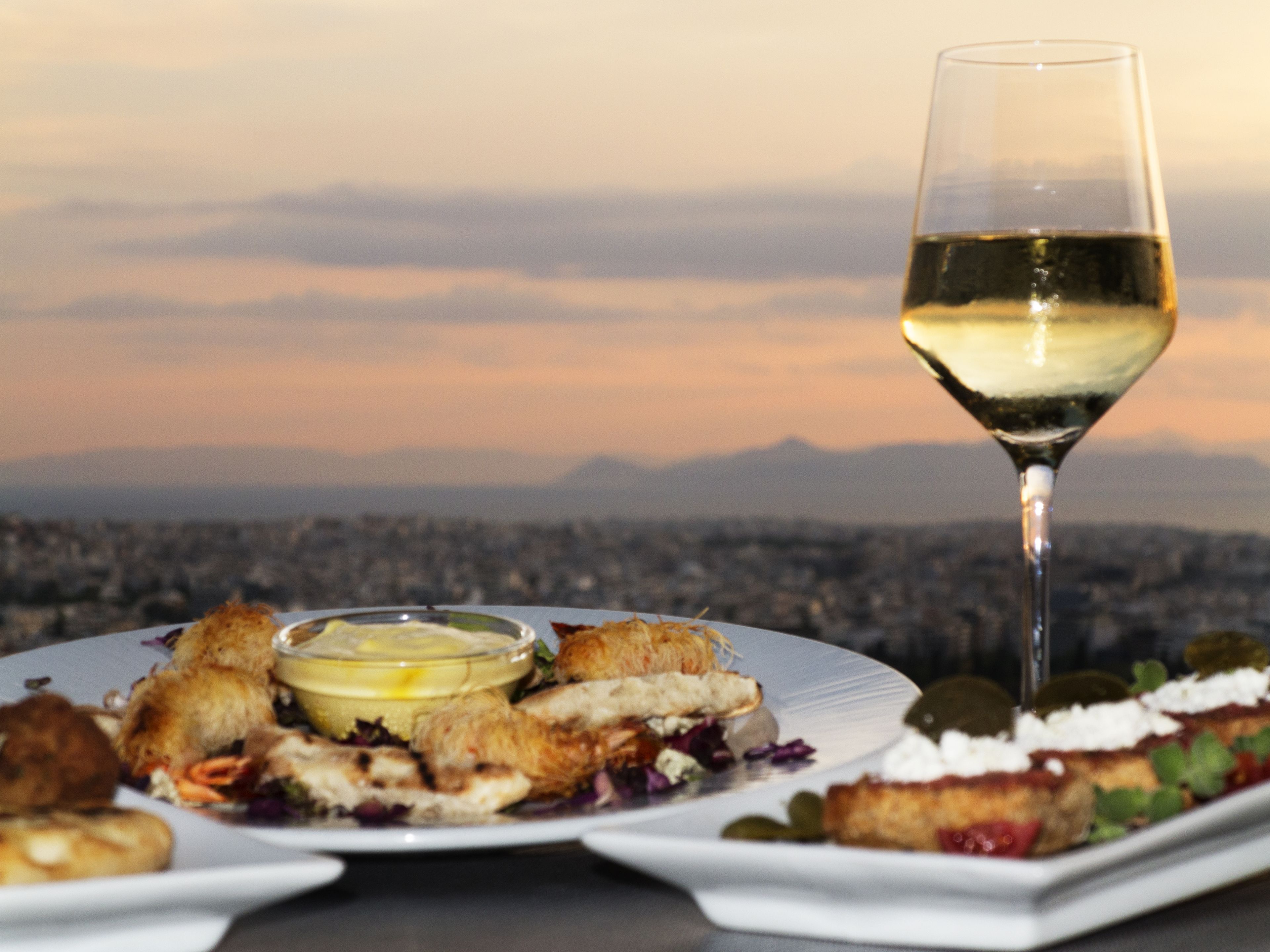 St. George Lycabettus Lifestyle Hotel