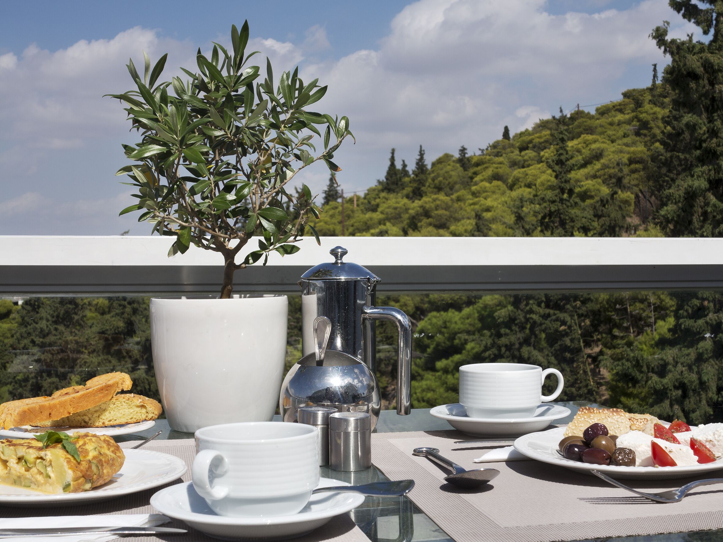 St. George Lycabettus Lifestyle Hotel