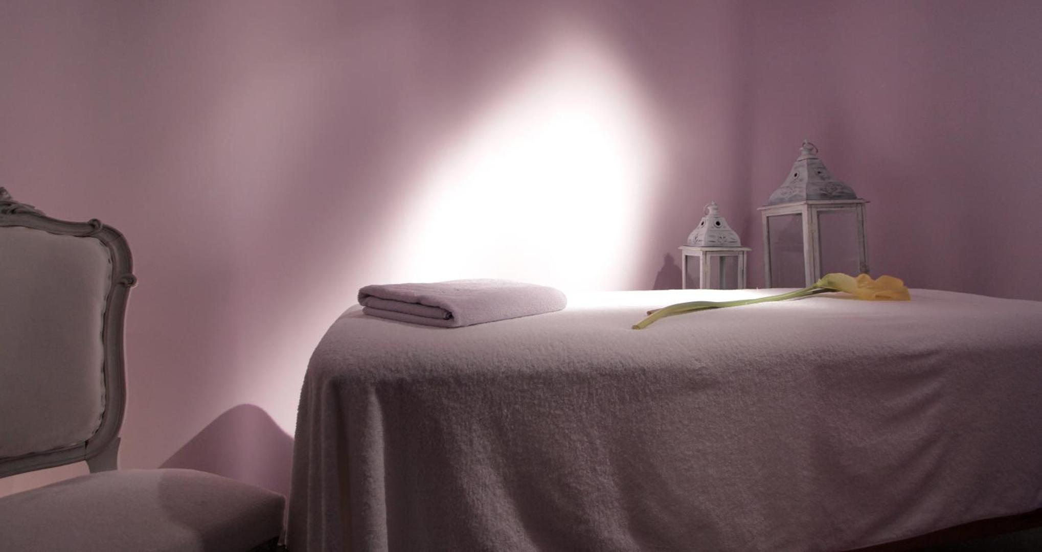 St. George Lycabettus Lifestyle Hotel