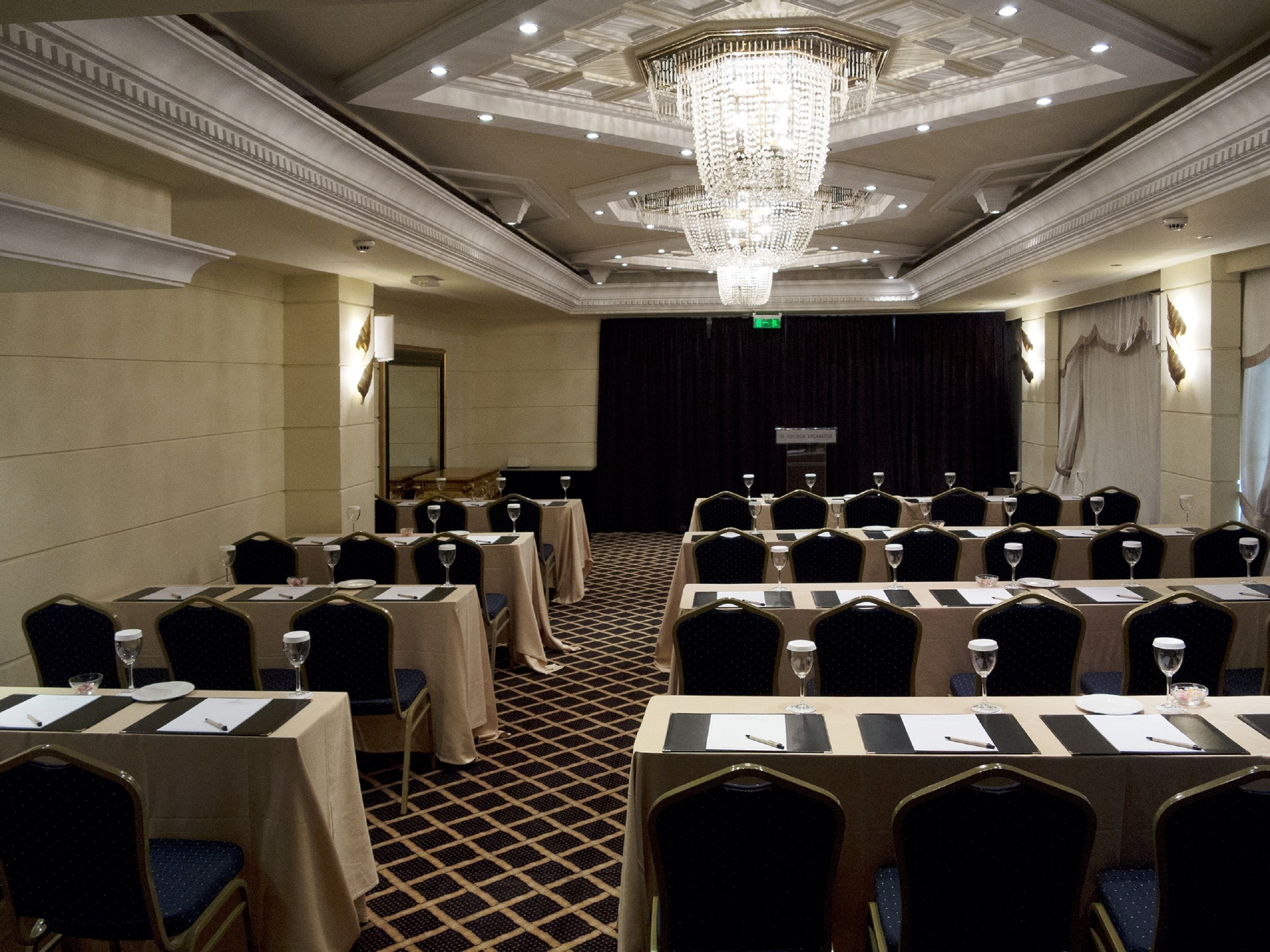 St. George Lycabettus Lifestyle Hotel