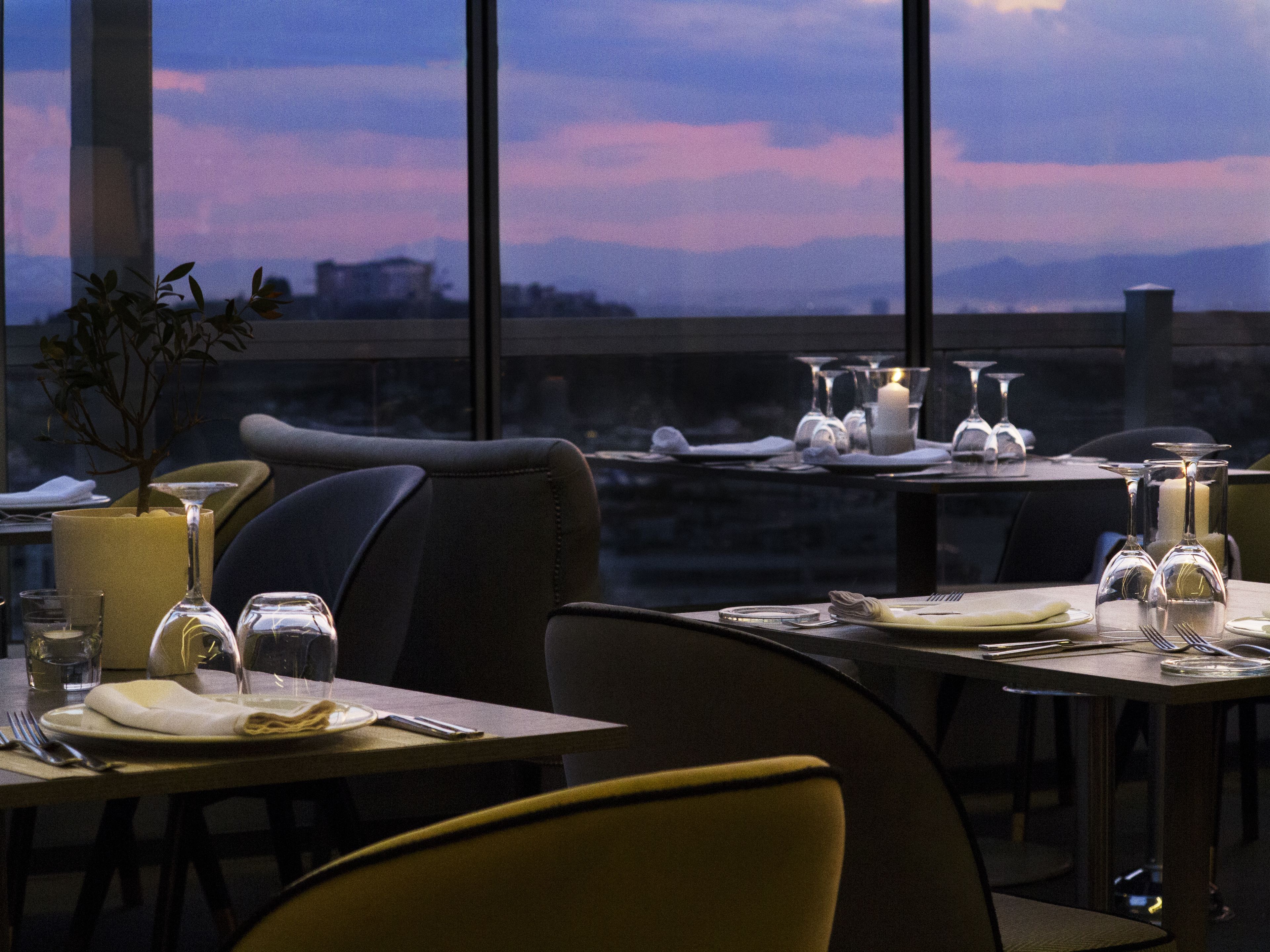 St. George Lycabettus Lifestyle Hotel