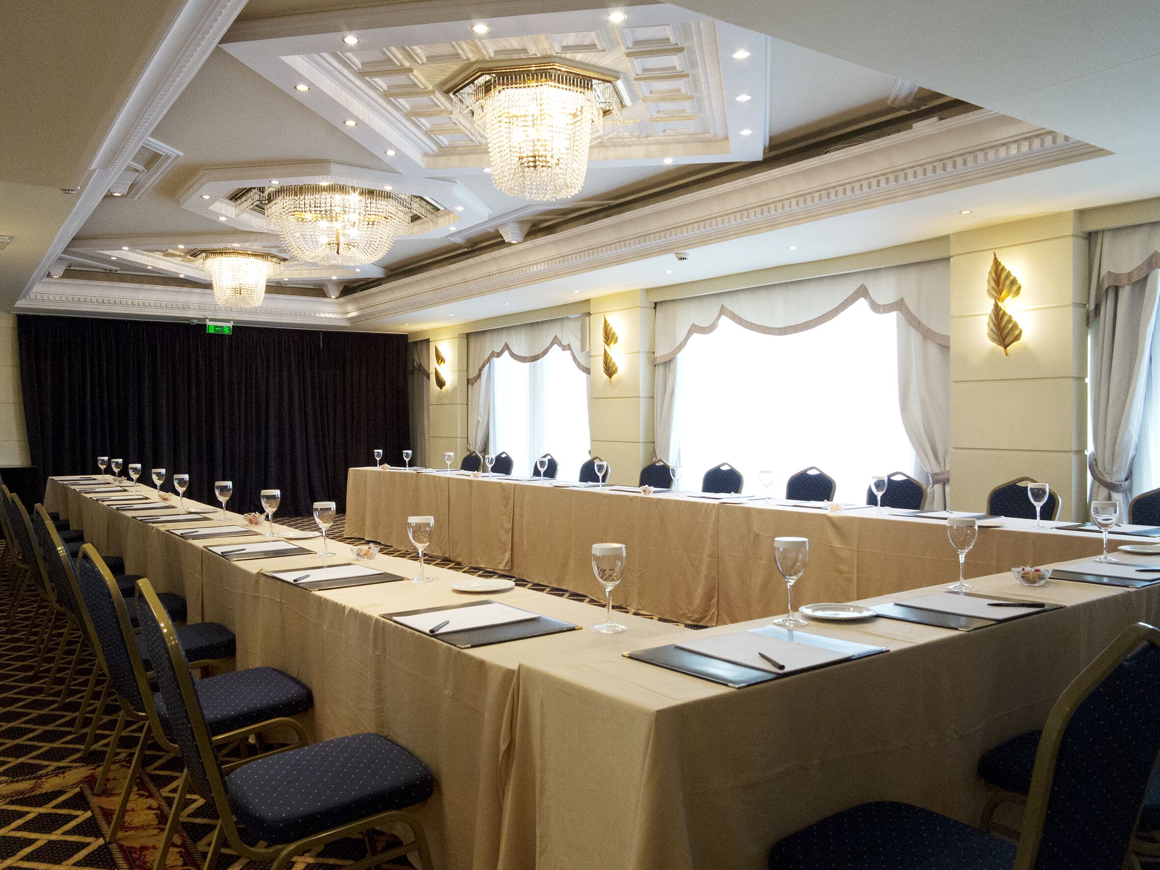 St. George Lycabettus Lifestyle Hotel
