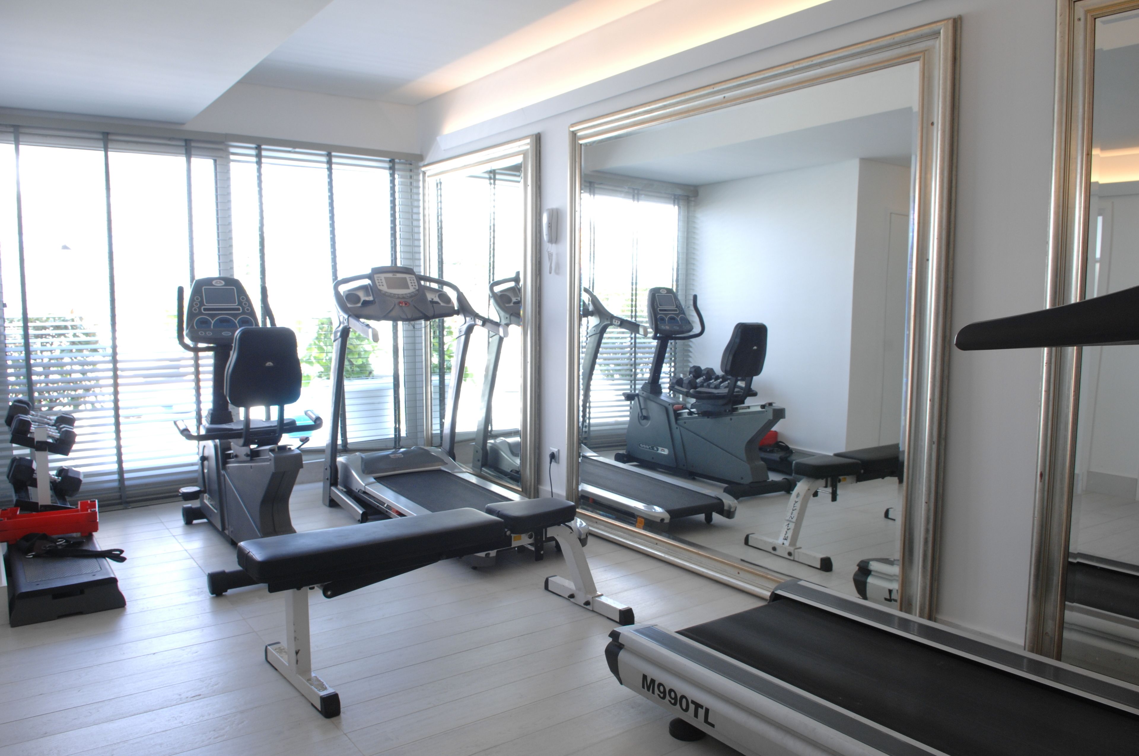 St. George Lycabettus Lifestyle Hotel