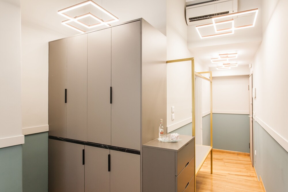 Step One Luxury Suites