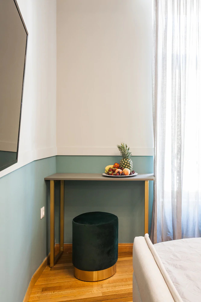 Step One Luxury Suites