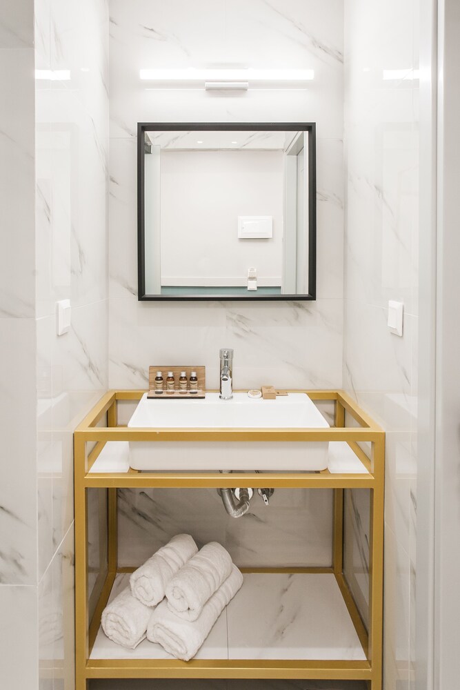 Step One Luxury Suites