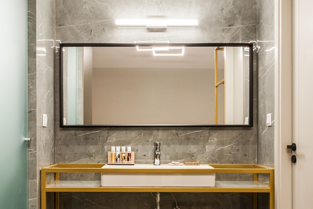 Step One Luxury Suites