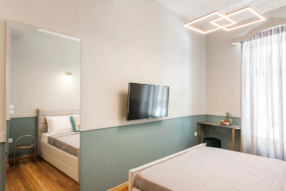 Step One Luxury Suites