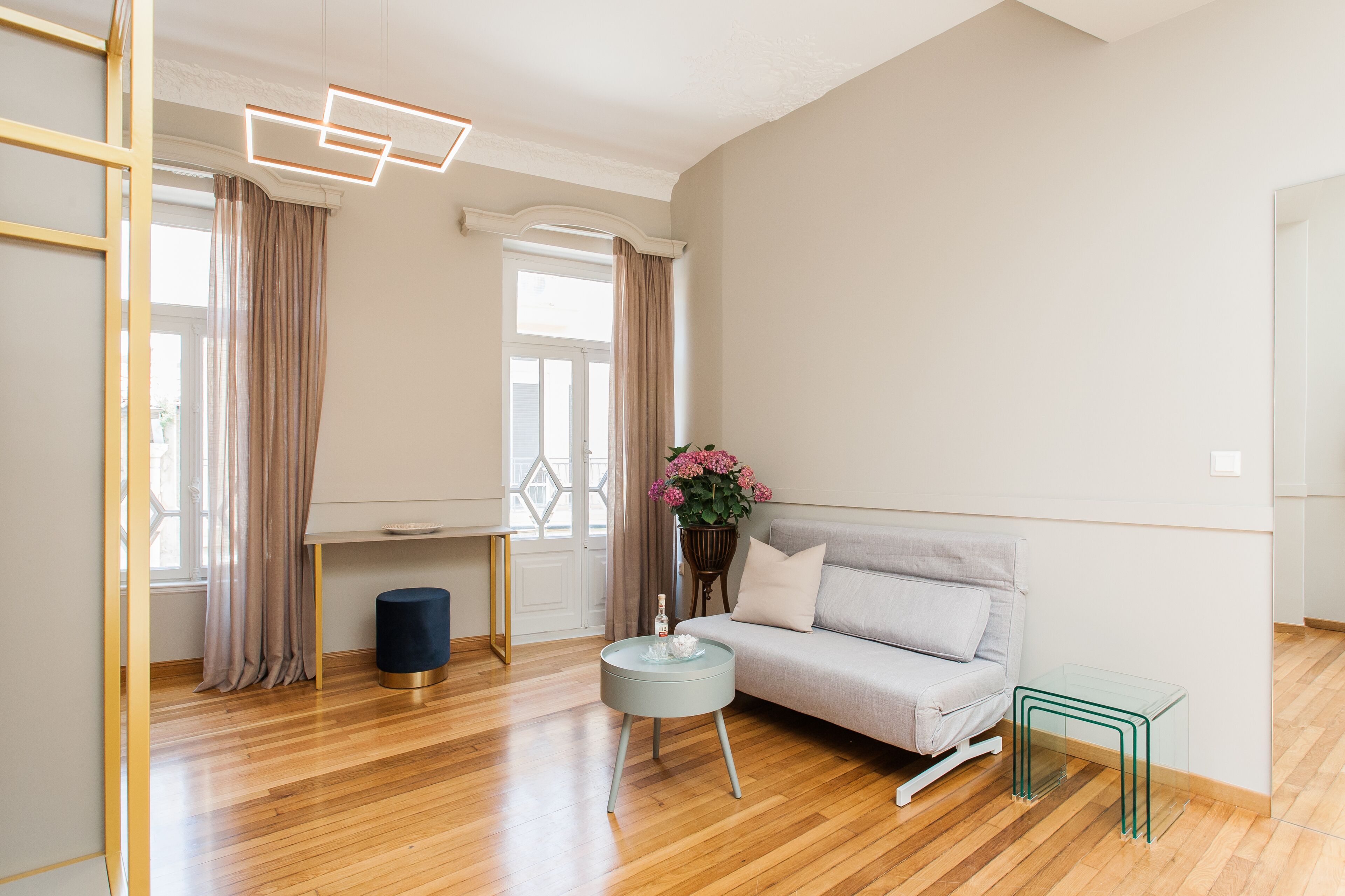 Step One Luxury Suites