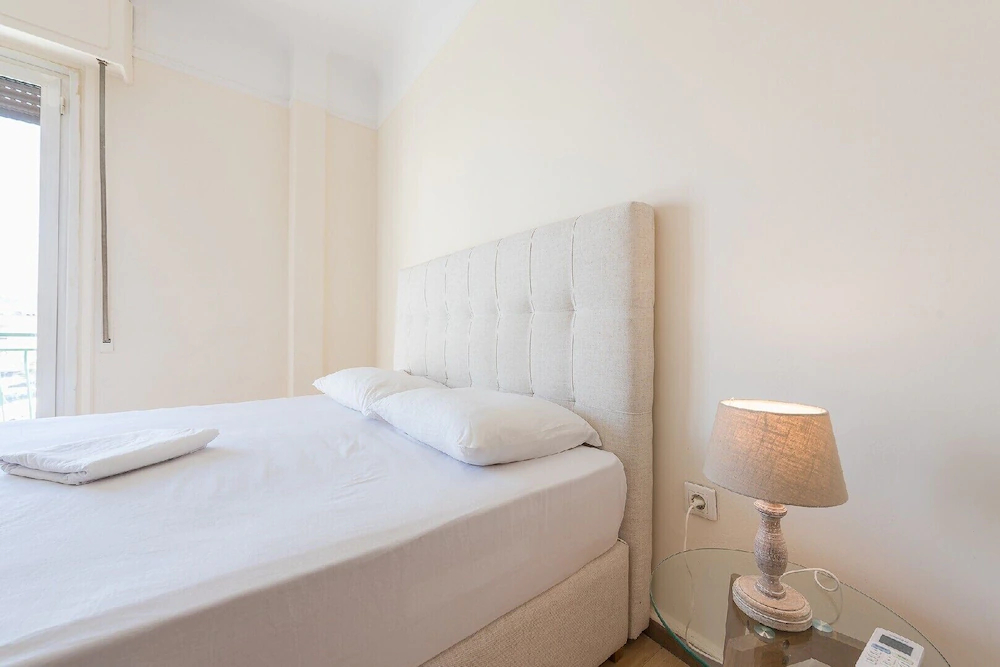 Super Paradise Apartments