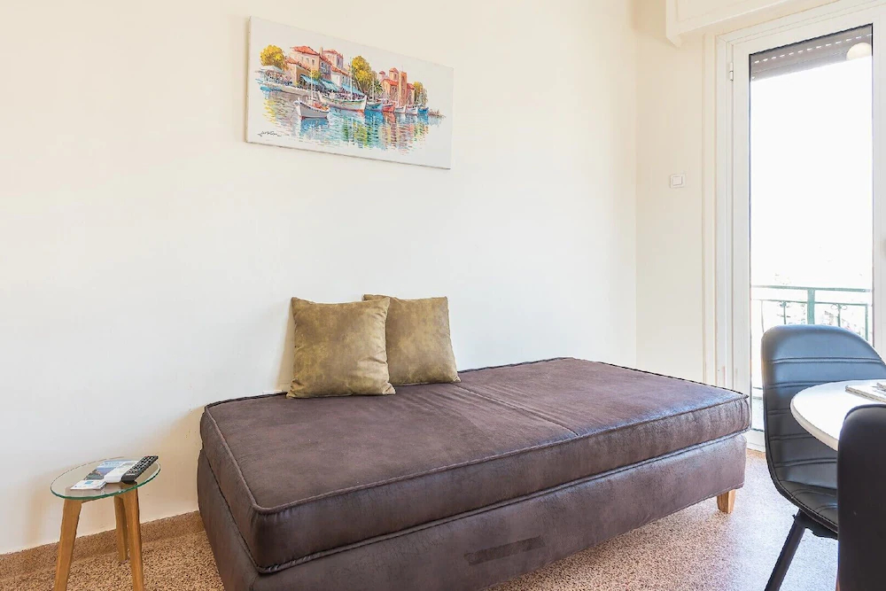 Super Paradise Apartments