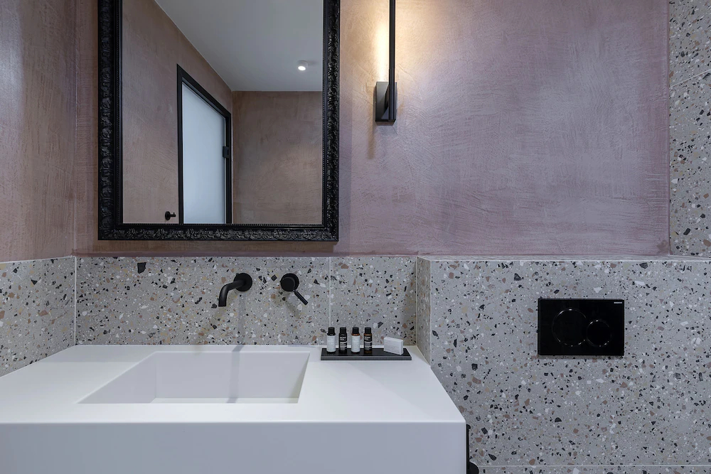 The Athenians Modern Apartments