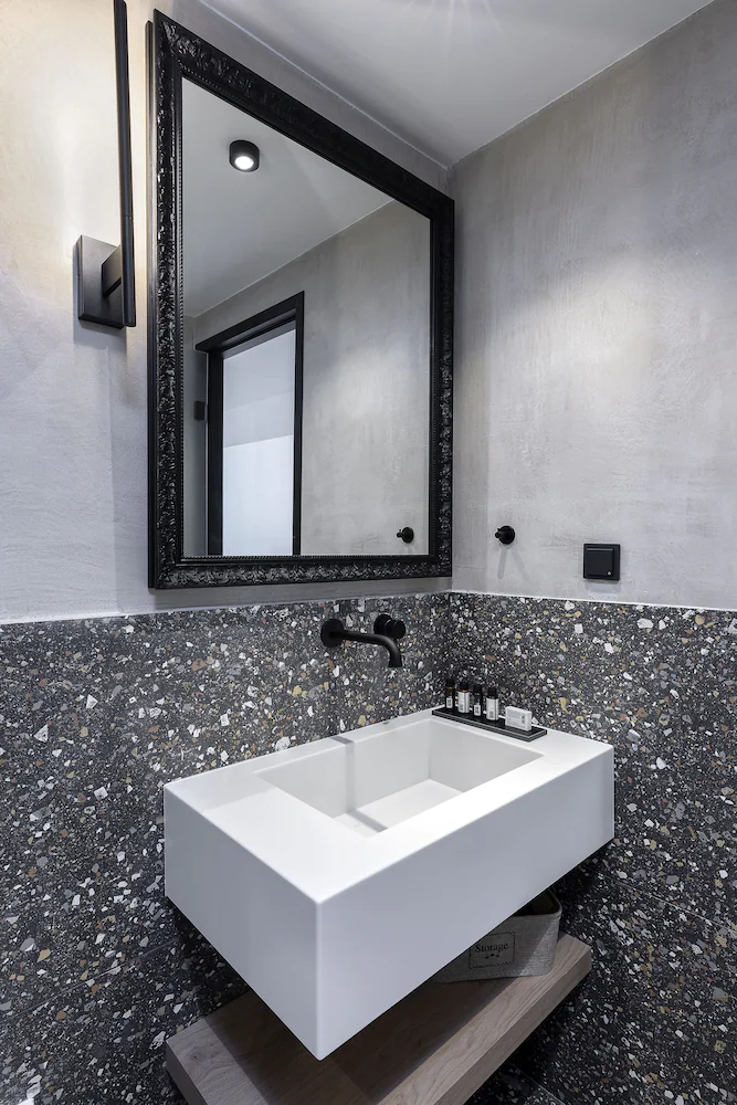 The Athenians Modern Apartments