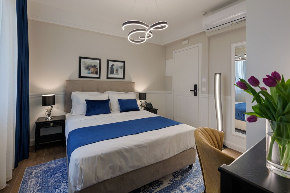 Classic Hotel by Athens Prime Hotels