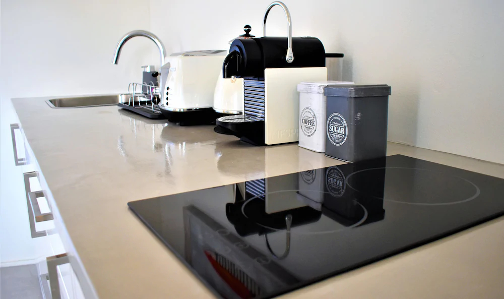 Themelio Boutique Suite
