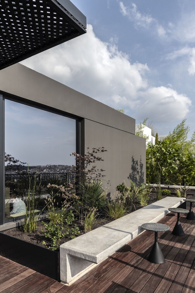 The Modernist Athens