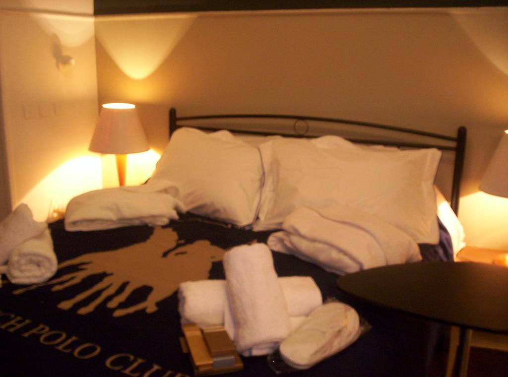 The New Yorkers Hotel