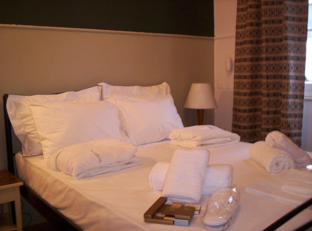 The New Yorkers Hotel