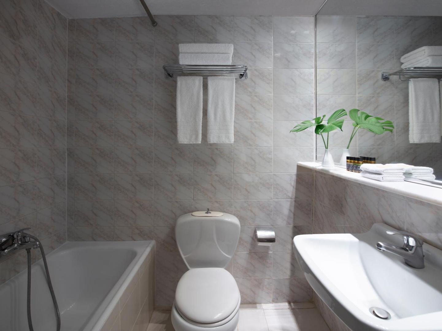 Titania Hotel Athens