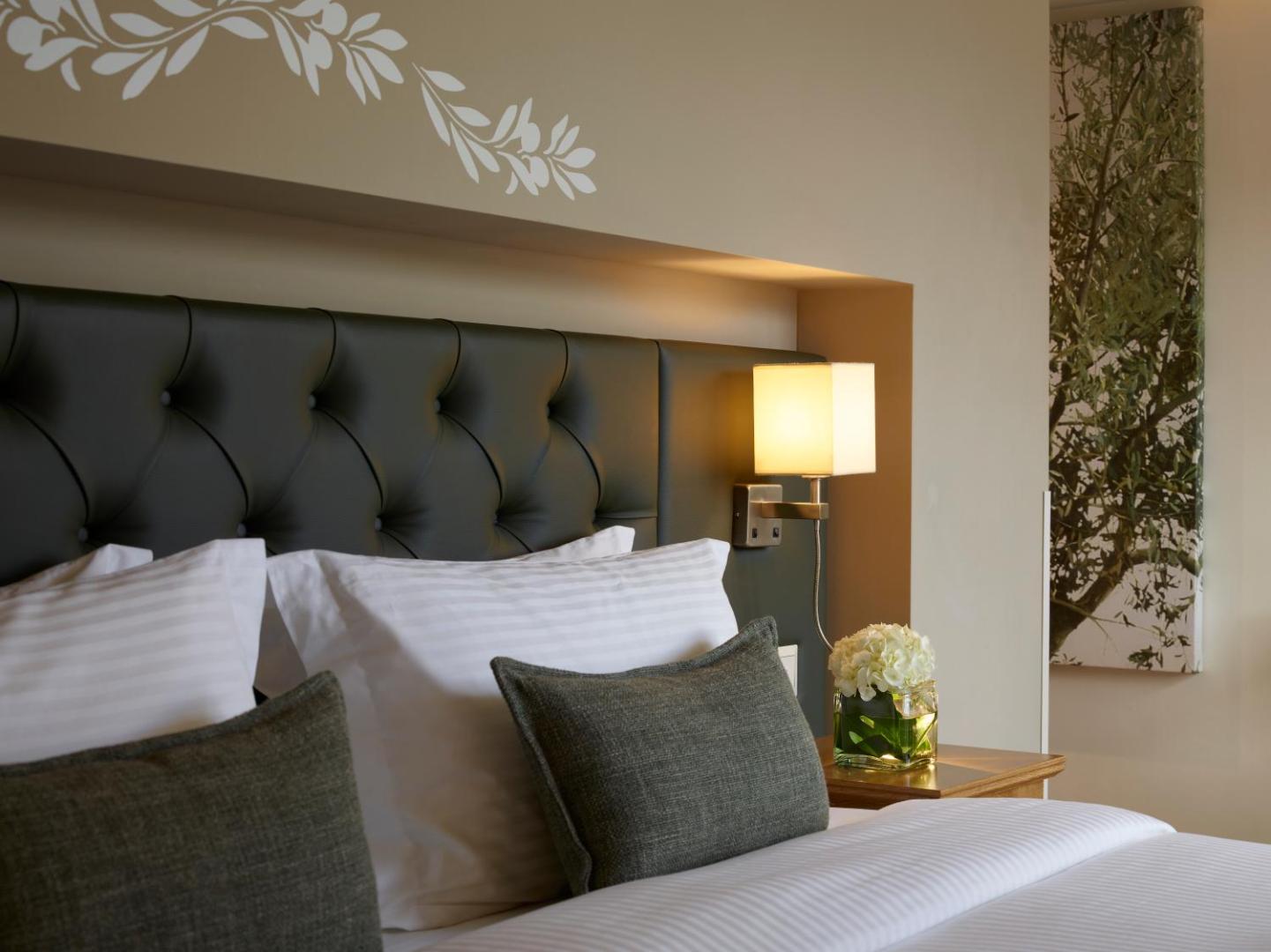 Titania Hotel Athens