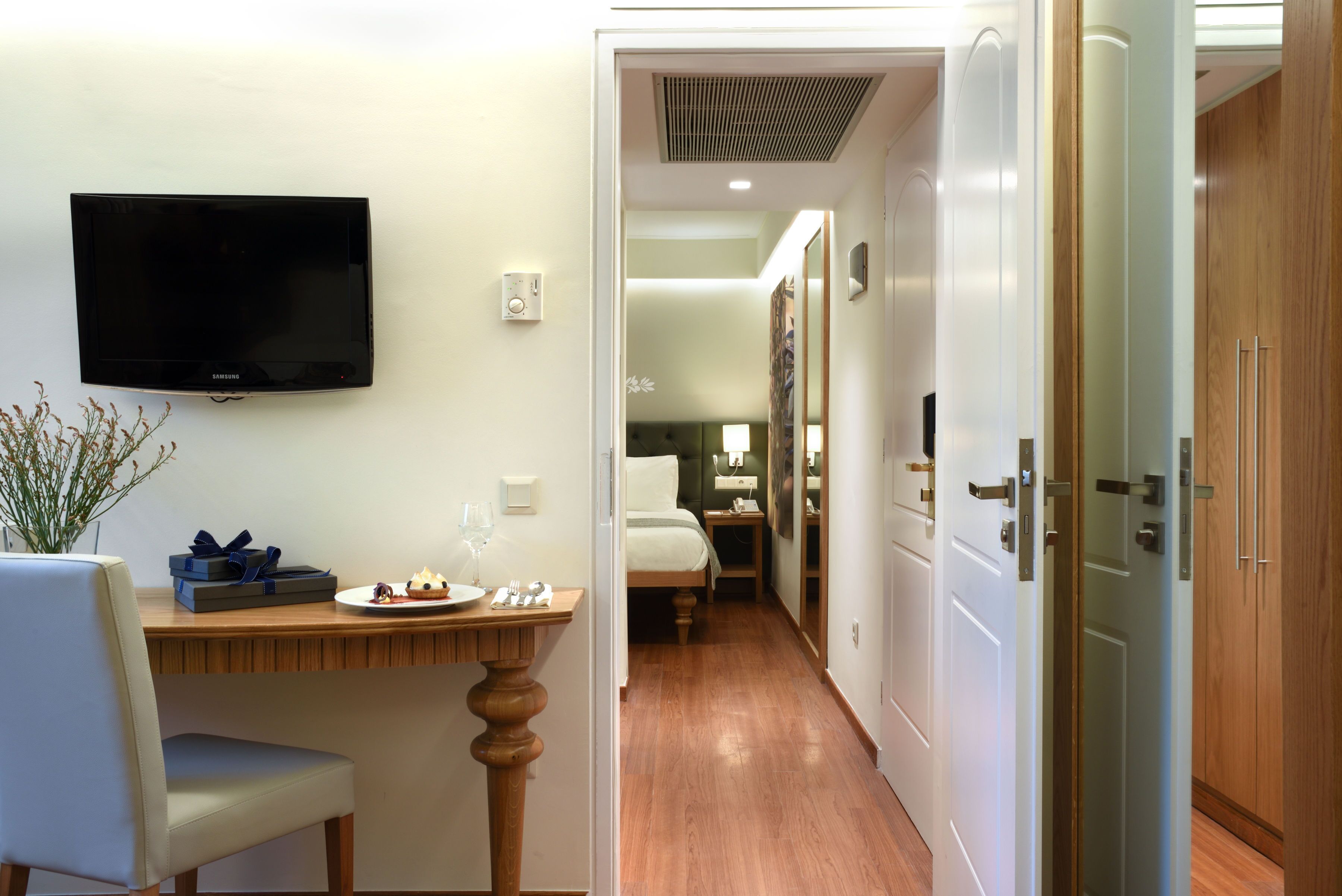 Titania Hotel Athens