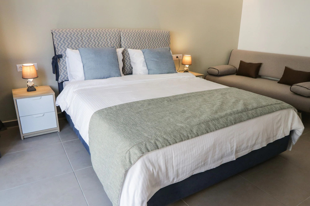 V36 Suites