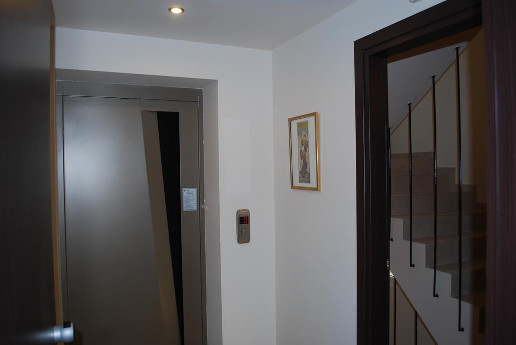 White Lotus Hotel