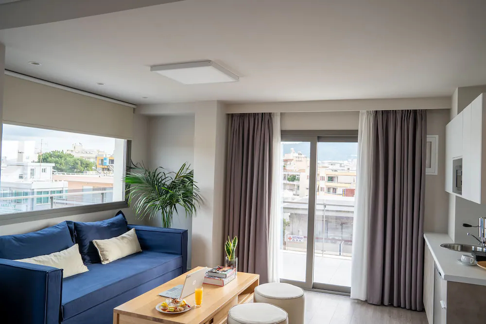 Chroma Fashion Rooms & Apartments