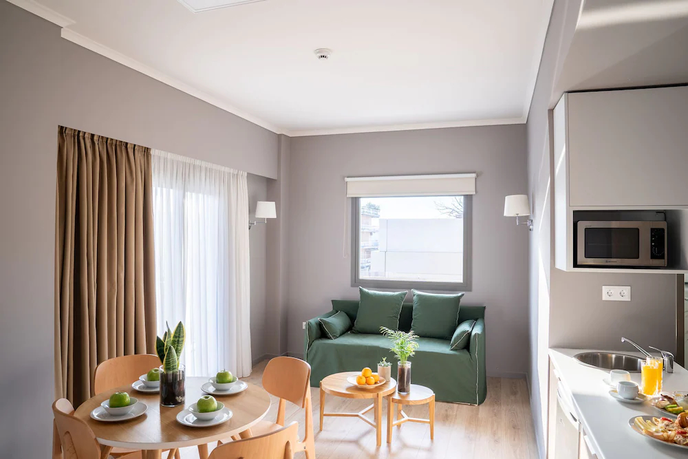 Chroma Fashion Rooms & Apartments