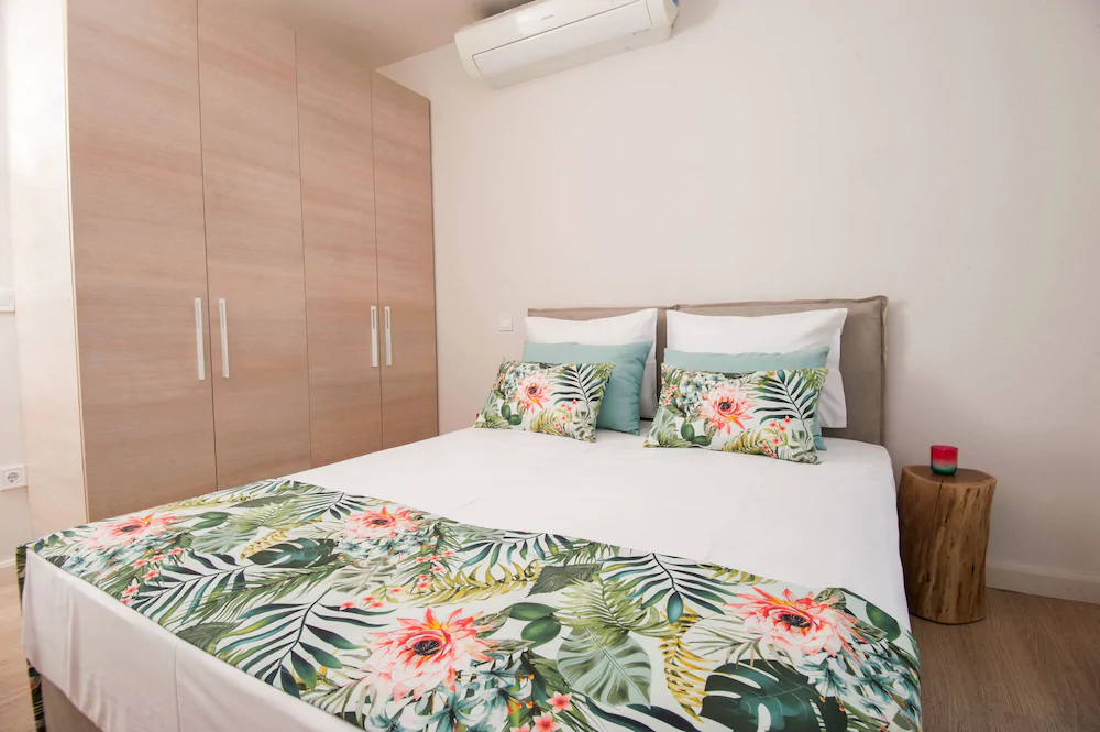 Elaia Luxury Apartments Glyfada