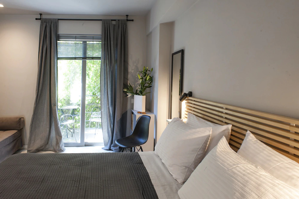Caravel Voyage Suites by Living-Space