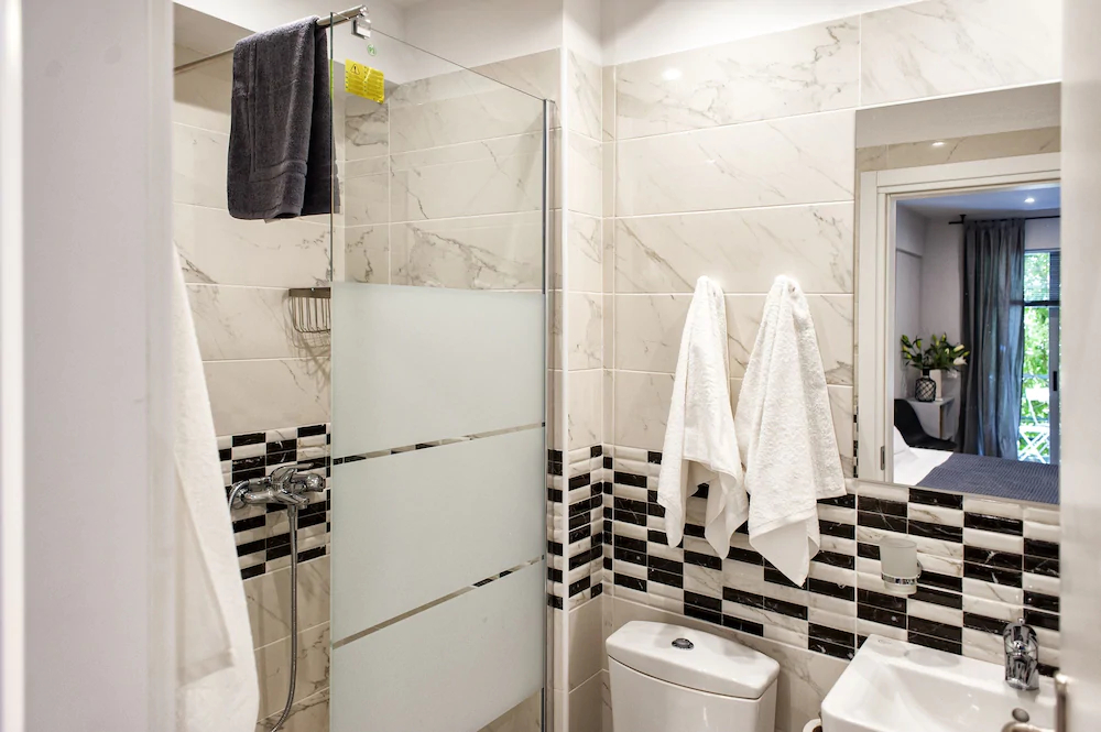 Caravel Voyage Suites by Living-Space