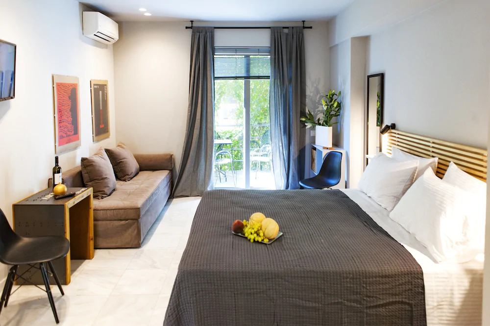 Caravel Voyage Suites by Living-Space