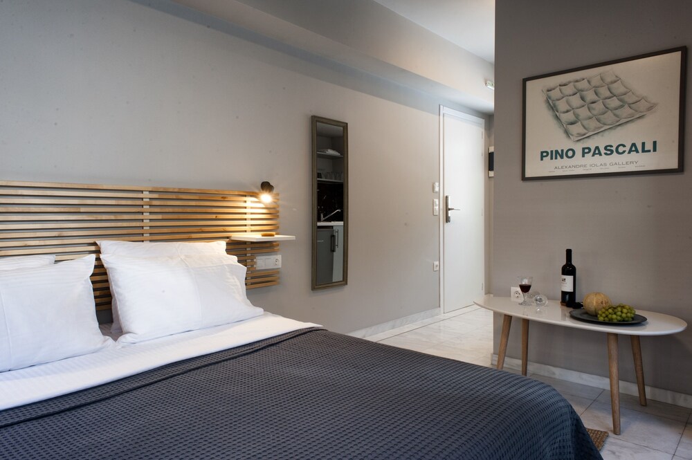 Caravel Voyage Suites by Living-Space