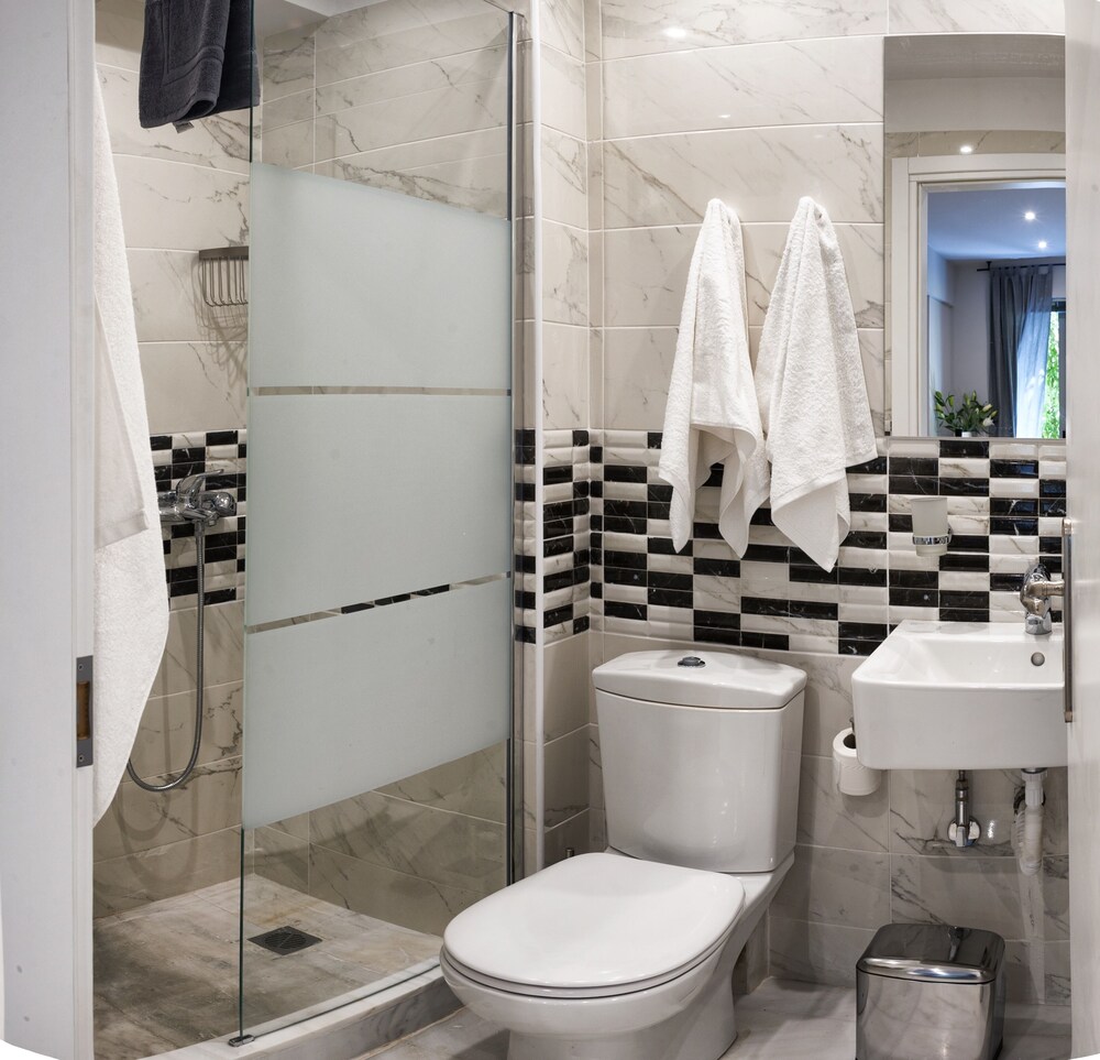 Caravel Voyage Suites by Living-Space