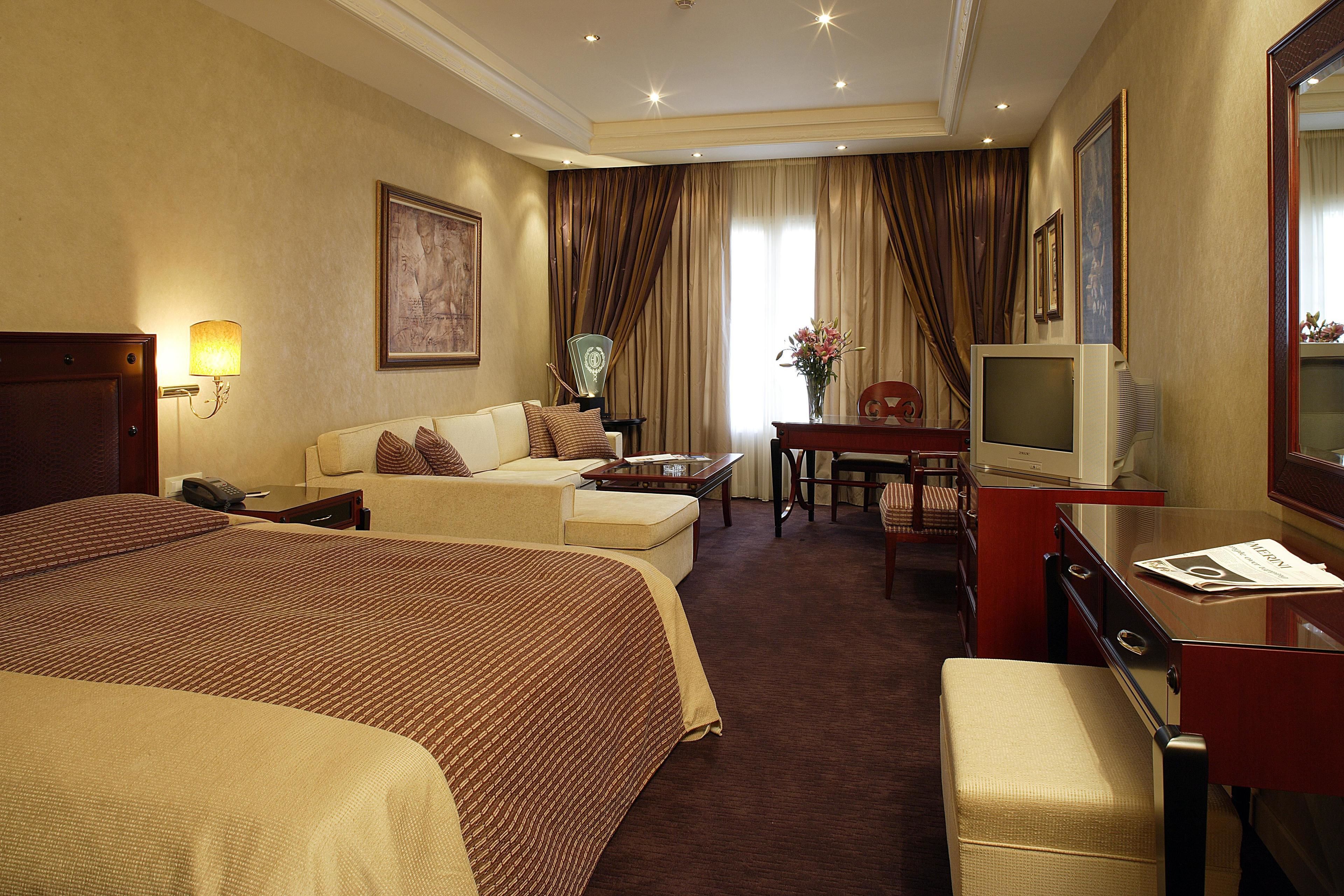 Theoxenia House Hotel