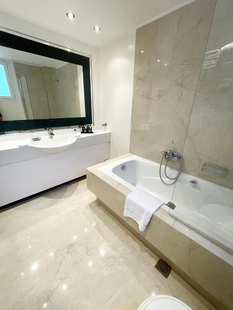 Theoxenia House Hotel