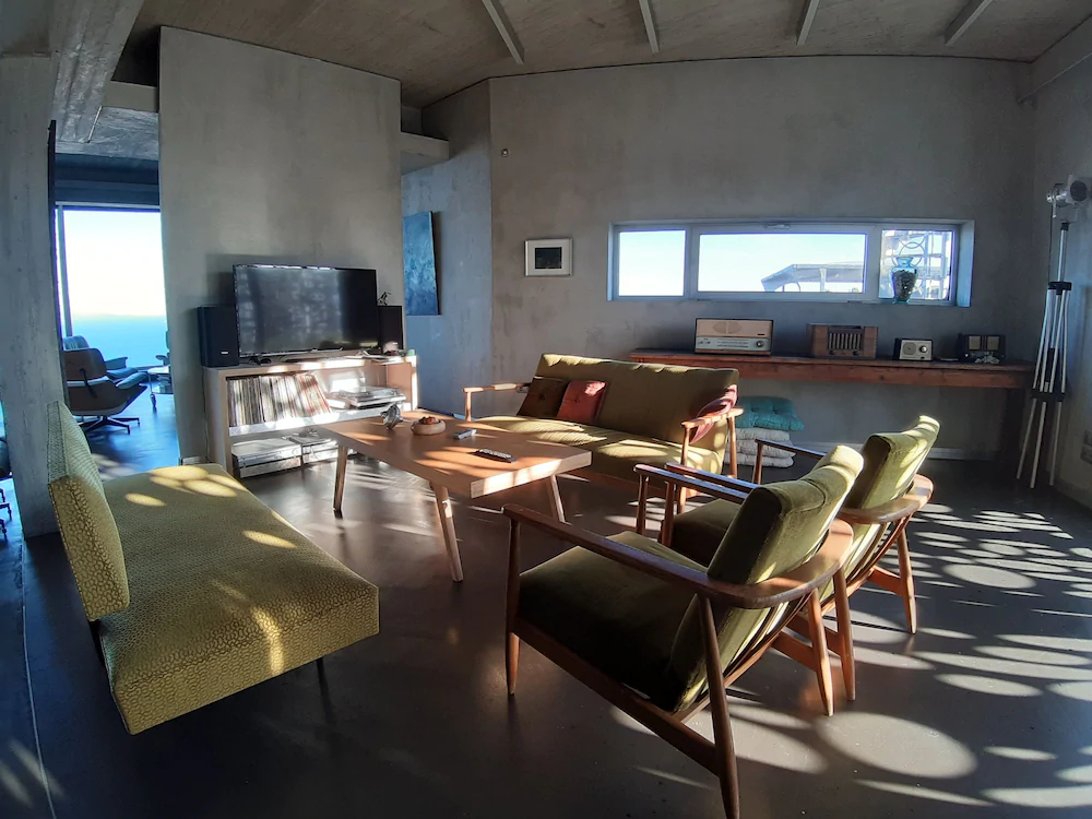 ArtHouse