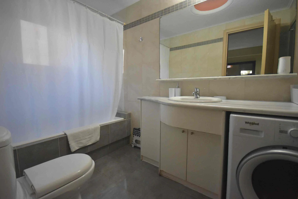 A&J Apartments Athens Airport