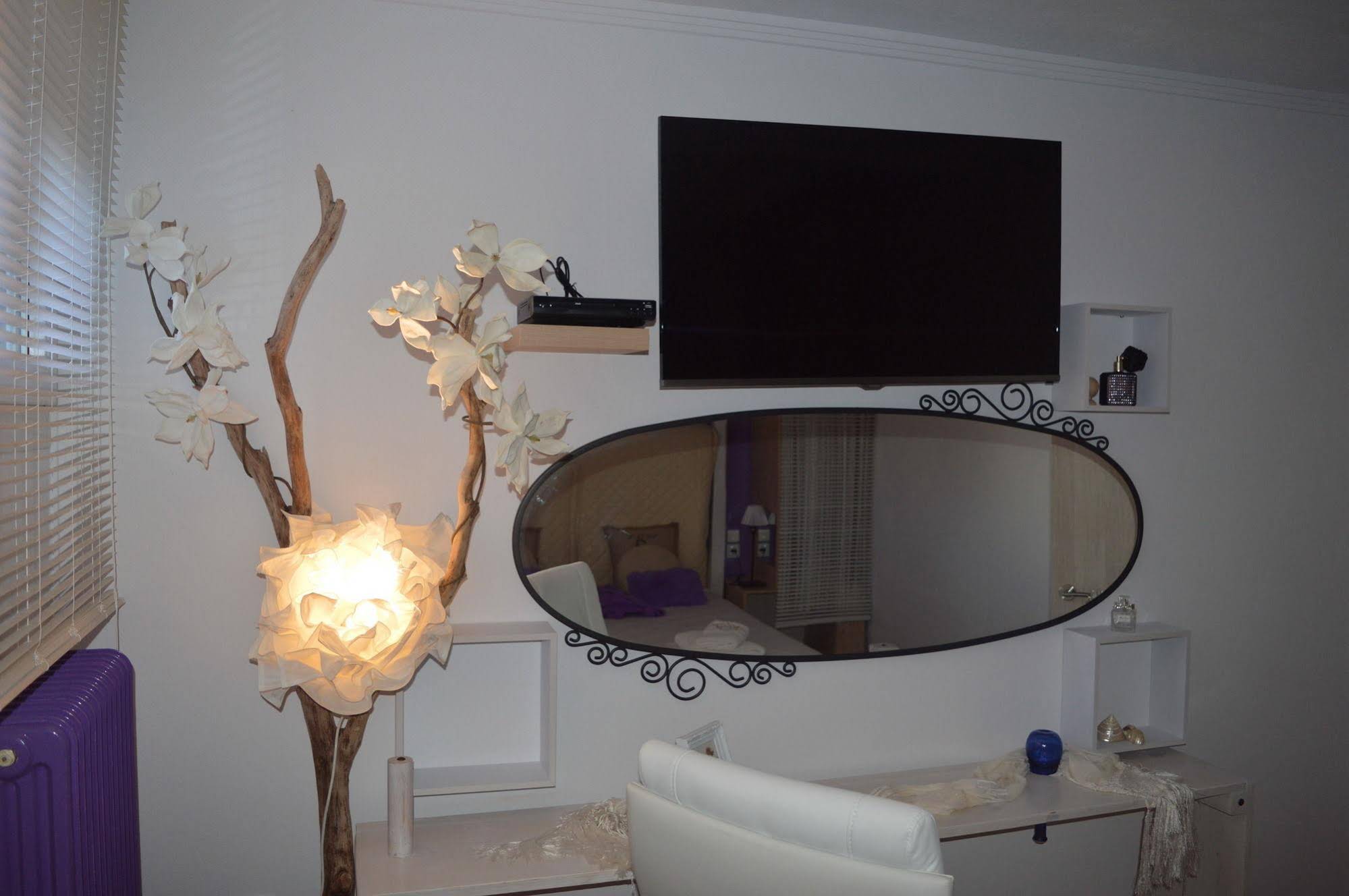 Penelope Luxury Bungalow