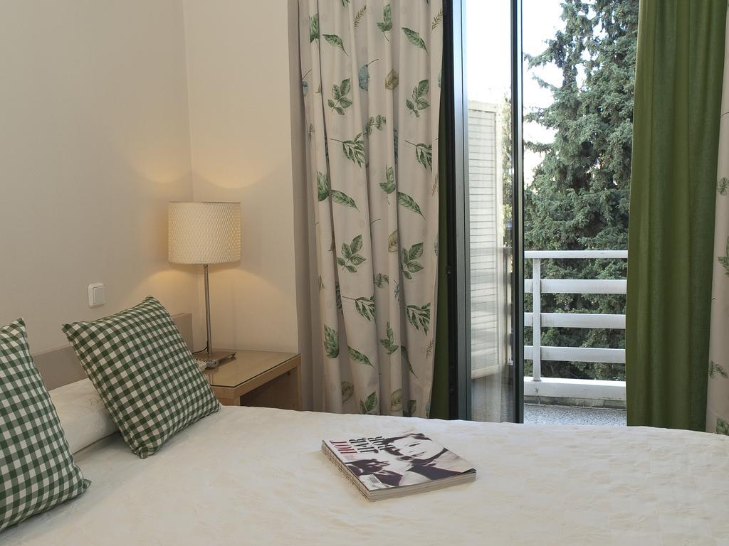 The Park Hotel Piraeus