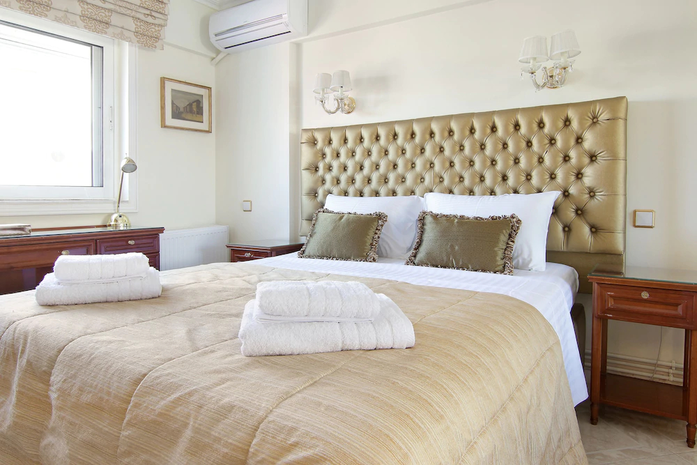 Royal Riviera Residence