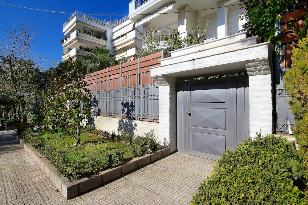 Royal Riviera Residence